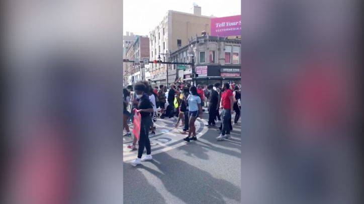 George Floyd - Protesters dance together to ‘Cupid Shuffle’ during peaceful NJ demonstrations - fox29.com - Usa - state New Jersey - county George - city Newark - county Floyd