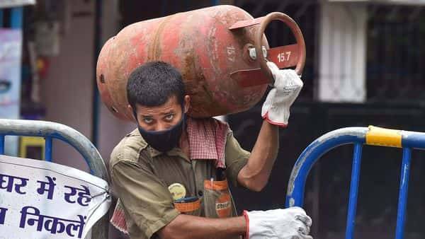 LPG cylinder price hiked from today. Latest rates here - livemint.com - city New Delhi - Usa - India - city Delhi