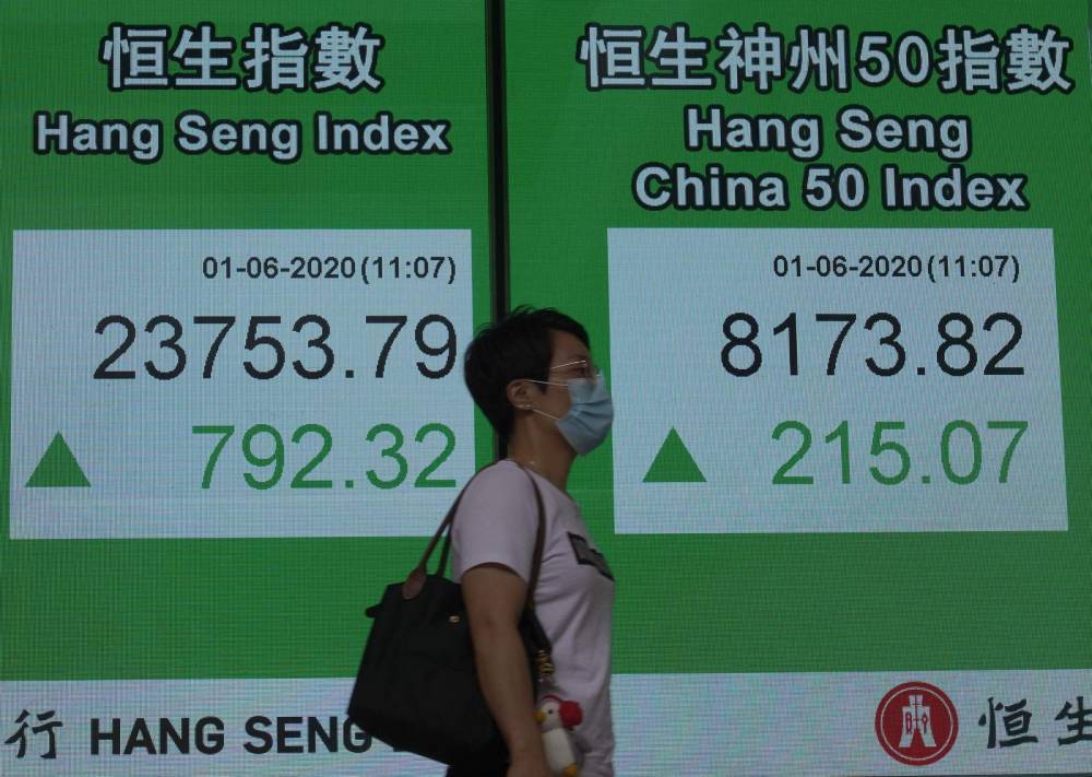Donald Trump - Asian stocks rebound after Trump avoids reigniting trade war - clickorlando.com - China - city Beijing - Hong Kong - city Tokyo - city Shanghai - city Hong Kong