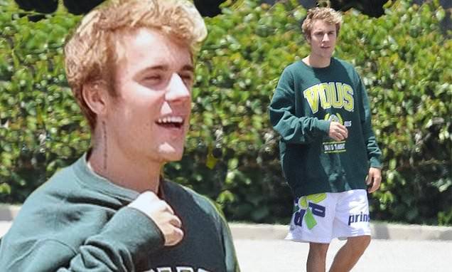 Justin Bieber - George Floyd - Justin Bieber steps out barefoot in sweats and shorts - dailymail.co.uk - city Beverly Hills