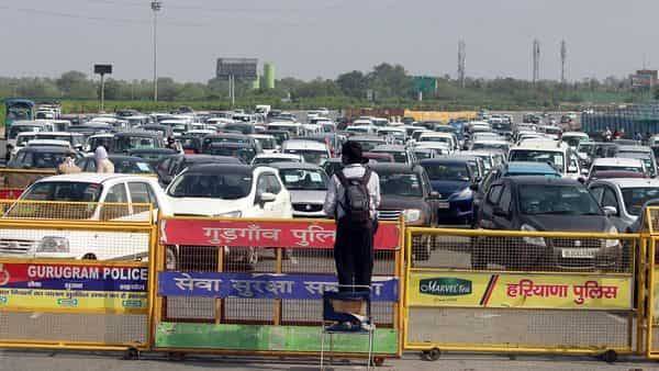 Arvind Kejriwal - Delhi border sealed. No entry for those without passes from Noida, Gurugram - livemint.com - city Delhi