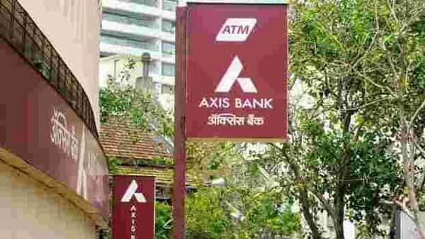 Axis Bank cuts savings account interest rate to 3% - livemint.com - India - city Mumbai