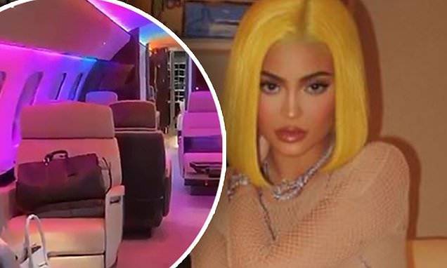 Kylie Jenner - Kylie Jenner 'blew through $130M on private jet and mansions' - dailymail.co.uk