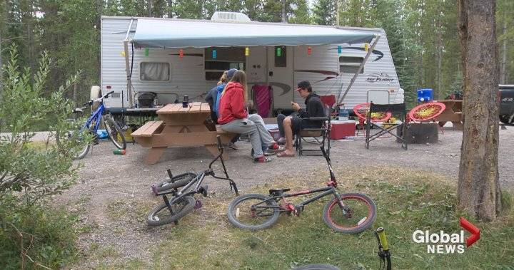 Jason Kenney - Coronavirus: Alberta’s provincial campgrounds to open at full capacity - globalnews.ca