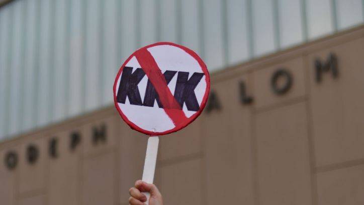 Petitions call for Ku Klux Klan to be labeled as a terrorist organization - fox29.com - Usa