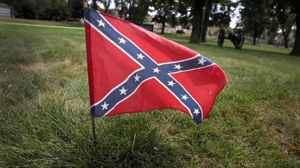 Ryan Maccarthy - Scott Olson - US Navy to ban Confederate flag from all ships, bases aircraft, and subs - fox29.com - Usa - Washington - state North Carolina - county George - county Floyd