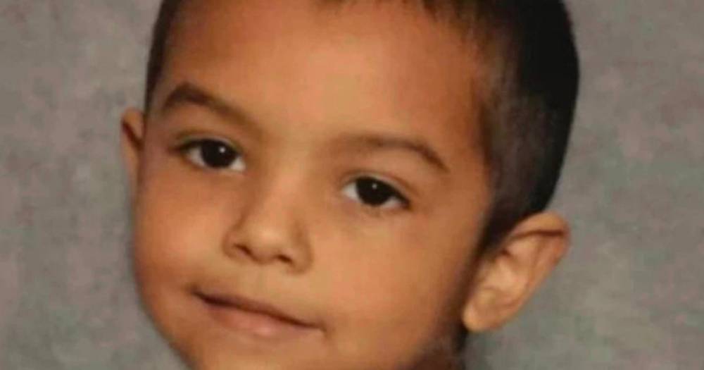 Boy, 6, weighed only one stone when he starved to death 'after being locked in closet' - dailystar.co.uk - state Arizona