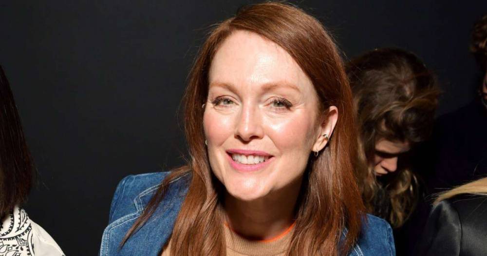 Julianne Moore - Julianne Moore shares rare photo of lookalike daughter Liv on her graduation day - msn.com