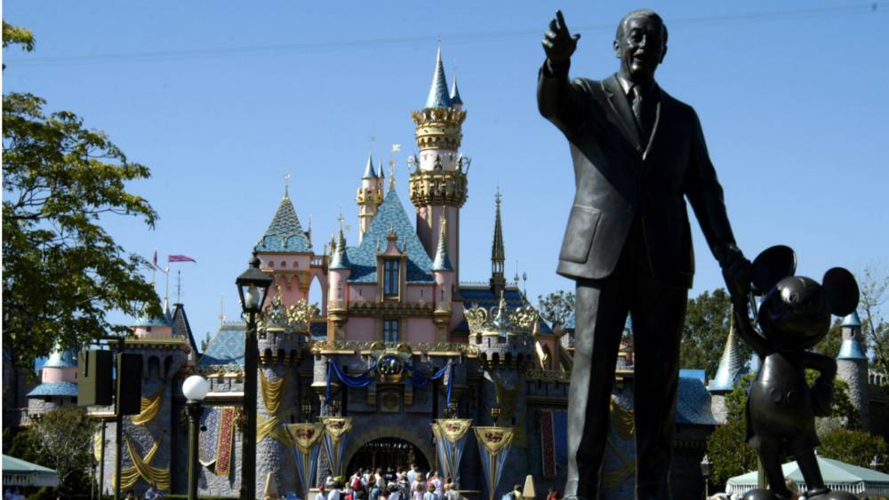 Disneyland Aims for July 17 Full Theme Park Reopening - hollywoodreporter.com - state California - city Downtown