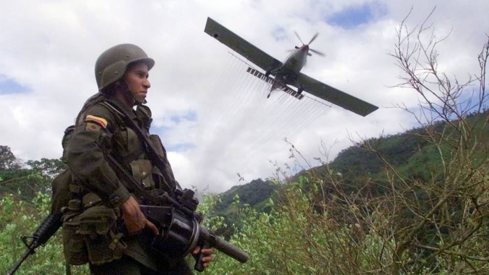 Pandemic upends Colombia’s controversial drug war plan to resume aerial spraying - sciencemag.org - Colombia