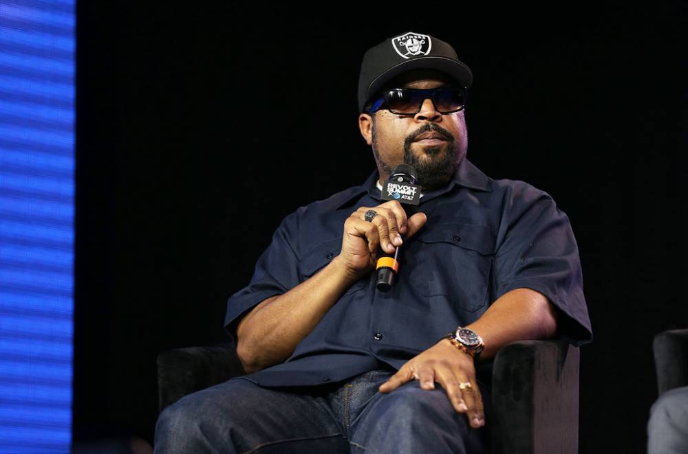 Ice Cube - Ice Cube Criticized For Posting String of Anti-Semitic Images and Conspiracy Theories - billboard.com - Egypt
