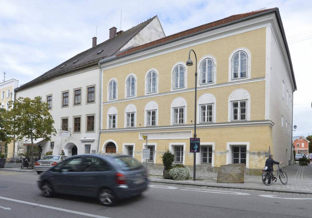 Adolf Hitler - Austria to redesign Hitler's birthplace as police station - clickorlando.com - Austria - Germany - city Vienna
