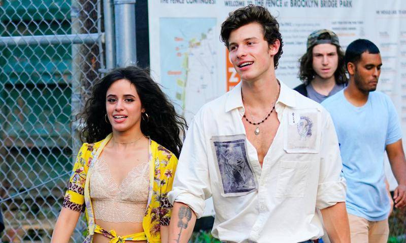 Camila Cabello - Shawn Mendes - George Floyd - Camila Cabello and Shawn Mendes joined protesters in Miami in the wake of the George Floyd’s death - us.hola.com - county Miami - city Minneapolis