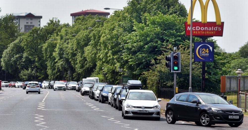 Scots cops called to McDonald's branches as customers queue for hours in traffic chaos - dailyrecord.co.uk - Scotland