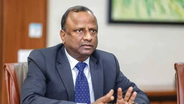 Rajnish Kumar - I have the money but there are no takers, says SBI chief - livemint.com - India