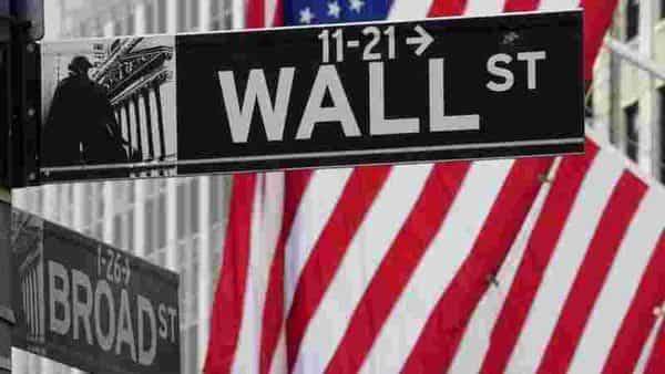 Wall Street looks past social unrest, advances on signs of economic rebound - livemint.com - New York