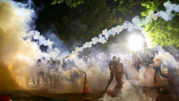George Floyd - Infectious disease specialists call for an end to tear gas during COVID-19 pandemic - fox29.com - state California - San Francisco - Washington - city Washington - city Minneapolis