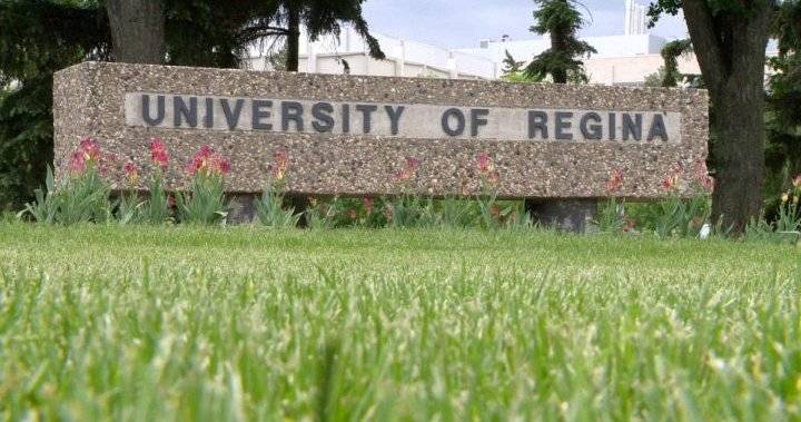 Here’s how the University of Regina plans to recognize Spring 2020 graduates - globalnews.ca
