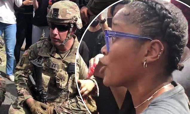 Keke Palmer convinces members of the National Guard to take a knee - dailymail.co.uk - Los Angeles