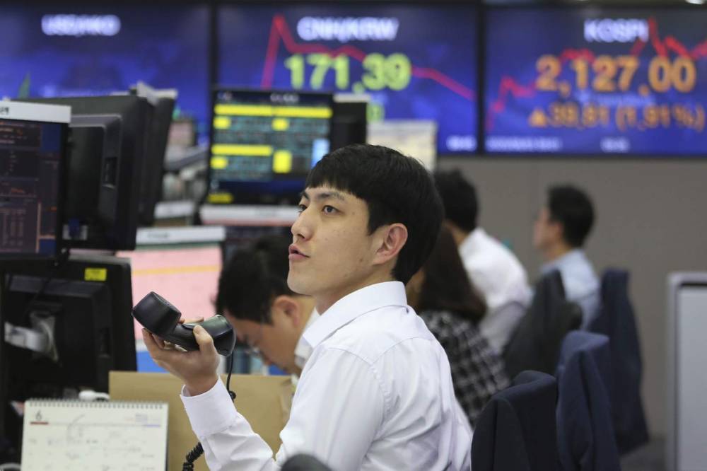 Asian shares rise as Wall Street gains for 3rd straight day - clickorlando.com - South Korea - Japan - Singapore - Hong Kong - Australia - city Tokyo - city Shanghai