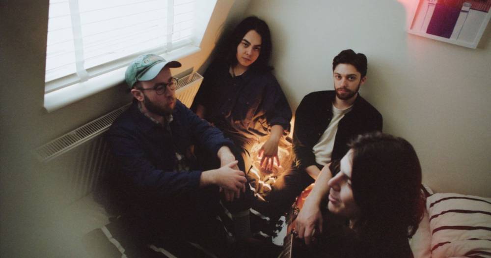 Rising Stars: Honey Lung’s hazy and melodic garage rock is a sonic burst of wonder - dailystar.co.uk