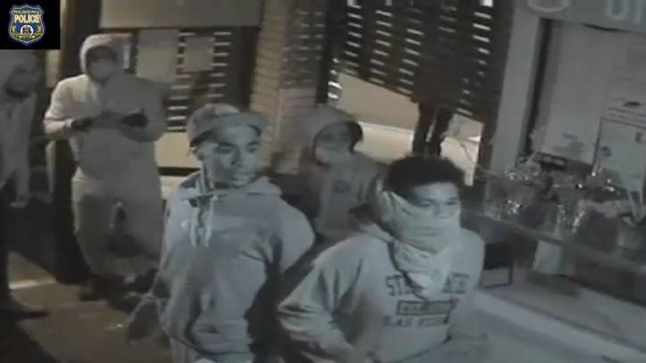 Police: Surveillance videos show groups looting pharmacies in North Philadelphia - fox29.com - city Philadelphia