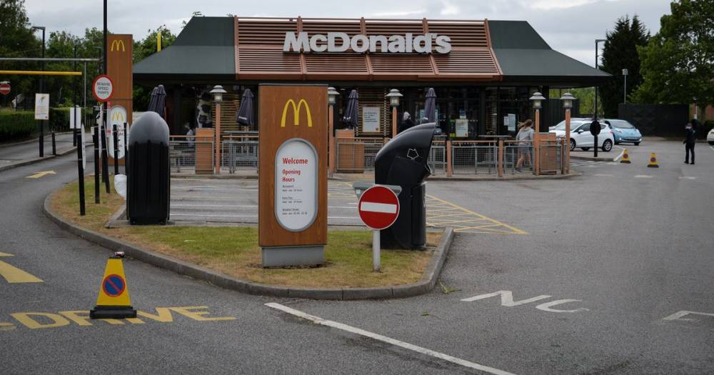 McDonald's shuts drive-thru due to huge traffic queues as hundreds flock to restaurants - manchestereveningnews.co.uk - Britain - city Manchester