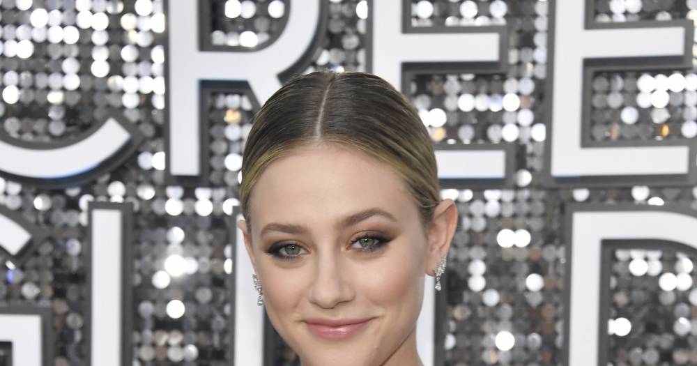 Lili Reinhart - Cole Sprouse - Lili Reinhart comes out as bisexual - wonderwall.com