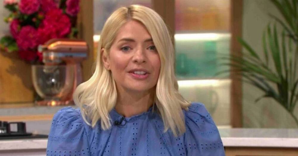 Holly Willoughby - Phillip Schofield - Lizzie Cundy - Holly Willoughby horrified as she discovers hot tubs 'contain tablespoon of poo' - dailystar.co.uk