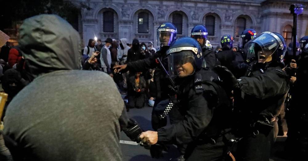 Boris Johnson - Black Lives Matters protests marred by Downing Street clashes as 13 people arrested - mirror.co.uk - city Westminster - county Hyde