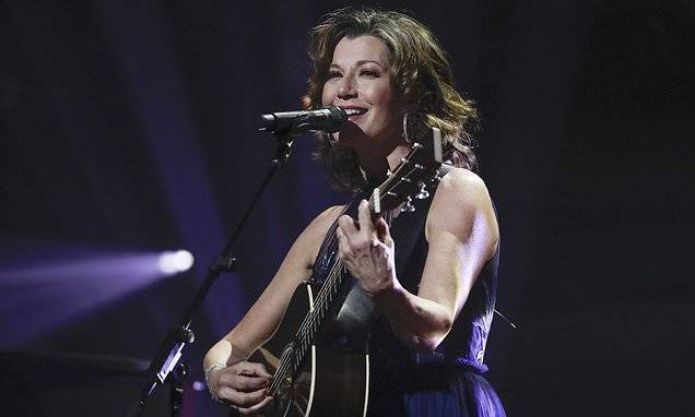 Amy Grant - Amy Grant undergoes an open heart surgery to fix a rare condition: 'It could not have gone better' - dailymail.co.uk
