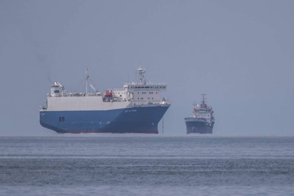 Coronavirus strands merchant ship crews at sea for months - clickorlando.com - Russia - city Athens