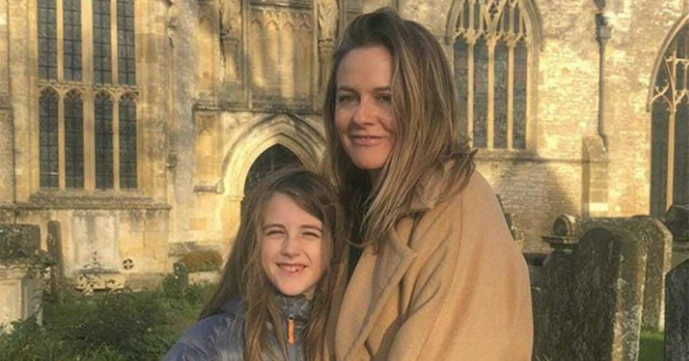 Alicia Silverstone - Christopher Jarecki - Alicia Silverstone reveals she takes baths with nine-year-old son - msn.com