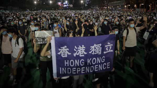 Thousands in Hong Kong defy Tiananmen vigil ban - livemint.com - China - Hong Kong - county Park - city Hong Kong - Victoria, county Park