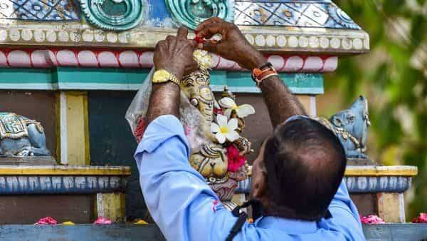 No touching of idols to staggered entrance: Unlock 1.0 rules for religious places - livemint.com - India