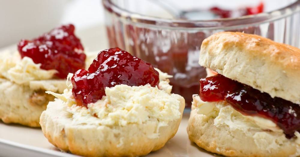 Dawn France - MS 'solves' scone cream or jam first problem - but shoppers are far from convinced - mirror.co.uk - France