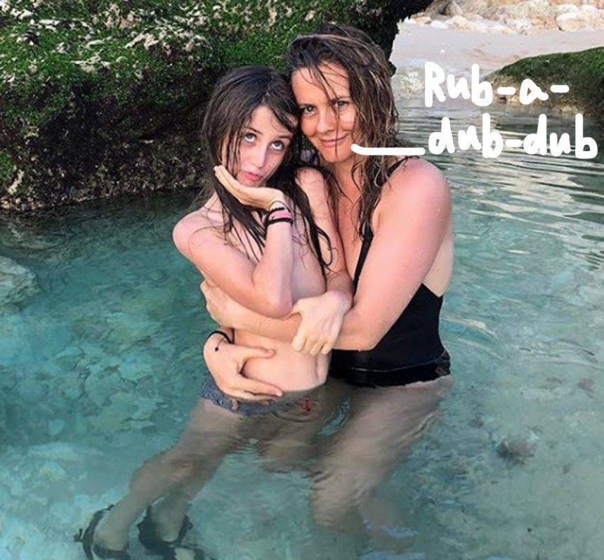Alicia Silverstone - Alicia Silverstone Reveals She & 9-Year-Old Son Bear ‘Take Baths Together’! - perezhilton.com - New York - France