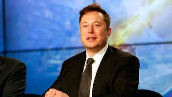Elon Musk - Jeff Bezos - Elon Musk says ‘time to break up Amazon,’ escalating feud with Jeff Bezos - livemint.com - India