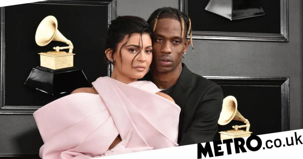 Kylie Jenner - Travis Scott - Kylie Jenner and Travis Scott are ‘close’ to getting back with each other as they isolate together - metro.co.uk - Los Angeles