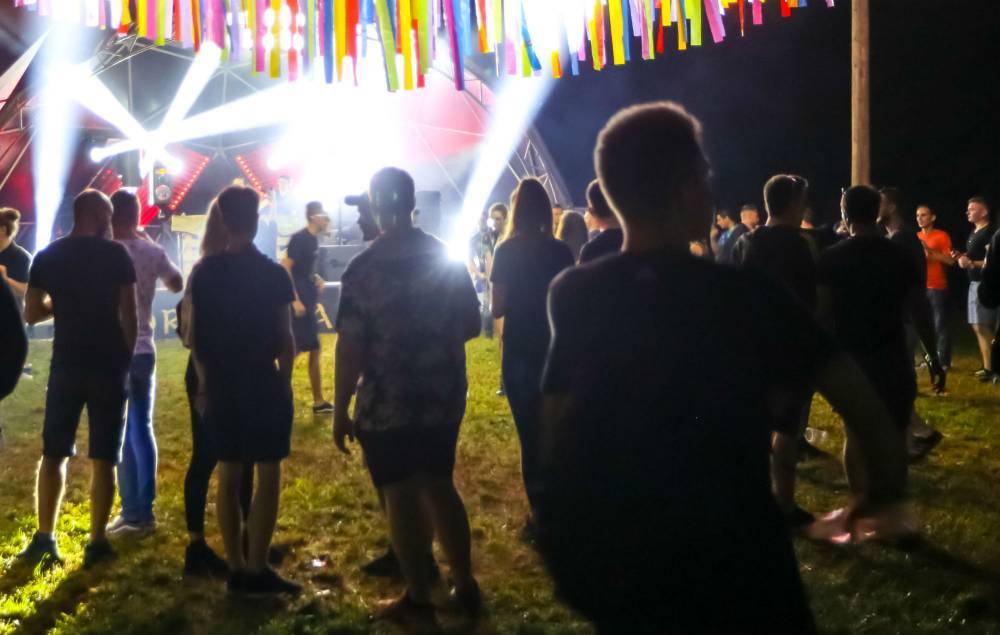 UK’s first legal socially distanced rave held in Nottingham - nme.com - Britain