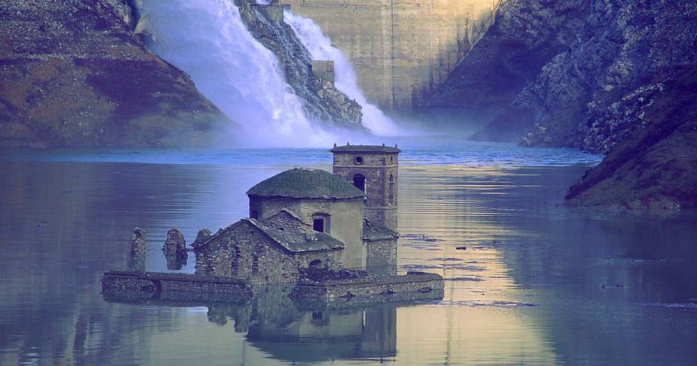 Italian village submerged underwater 'to reappear intact for first time in 26 years' - dailystar.co.uk - Italy