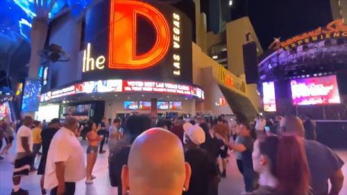 Crowd cheers as casinos reopen in Las Vegas - globalnews.ca - city Las Vegas - state Nevada