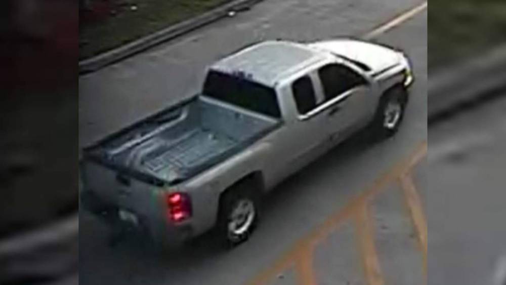 Police seek suspect vehicle in shooting death of 22-year-old man at Mount Dora Lowe’s - clickorlando.com