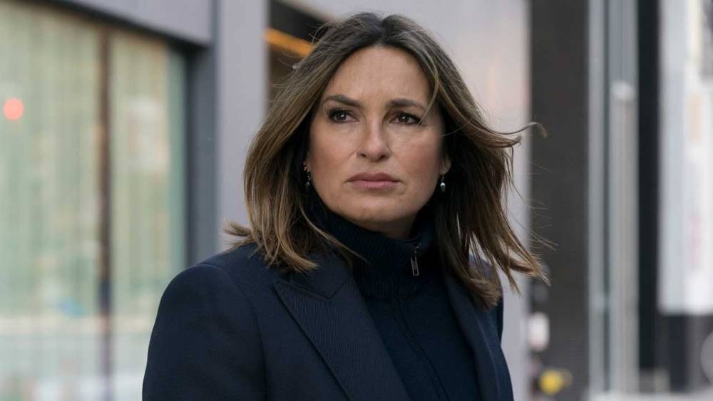 Warren Leight - Olivia Benson - George Floyd - 'Law & Order: SVU' to Address George Floyd, Protests and Portrayals of Cops on TV in New Season - etonline.com - city New York - state Minnesota - city Minneapolis, state Minnesota