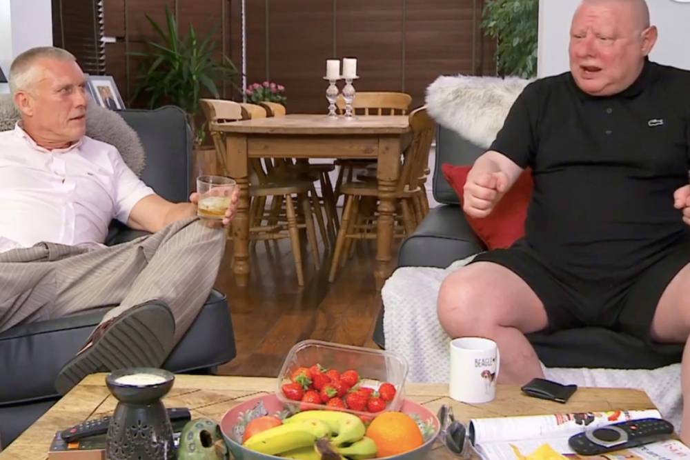 Piers Morgan - Dominic Cummings - Happy Mondays - Shaun Ryder - Mark Berry - Gogglebox fans in hysterics as Shaun Ryder makes light of moment he feared he’d ‘murdered his mum’ after lockdown kiss - thesun.co.uk - Britain
