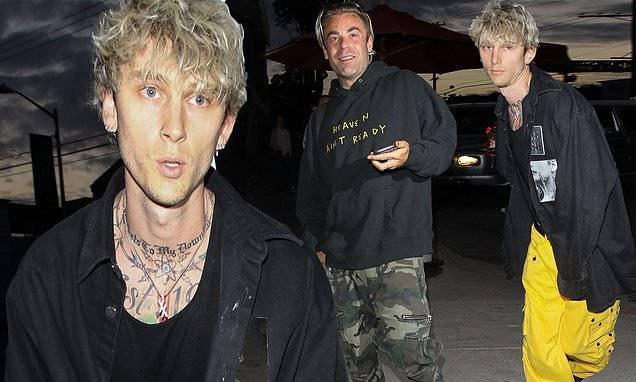 George Floyd - Machine Gun Kelly opts to forego face mask and temperature check at reopening of Craig's in LA - dailymail.co.uk - Los Angeles - city Los Angeles - city Houston