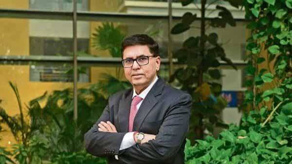 Near-term outlook for FMCG sector 'extremely uncertain: HUL CMD Sanjiv Mehta - livemint.com - India