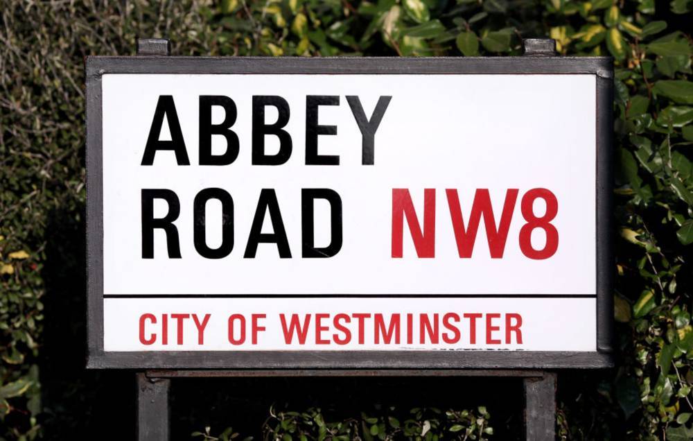 Abbey Road Studios reopen after 10 weeks of coronavirus lockdown - nme.com - Usa