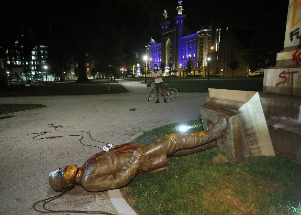 The Latest: Statue of Gen. Wickham toppled in Richmond - clickorlando.com - city Richmond