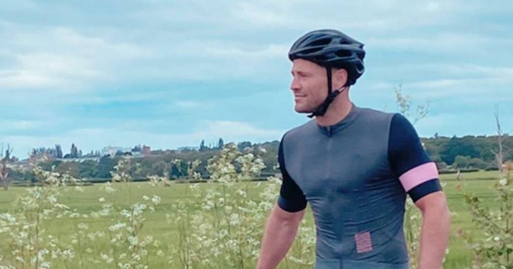 Mark Wright - Mark Wright's fans gobsmacked by his 'bulge' in eye-popping cycling snap - dailystar.co.uk